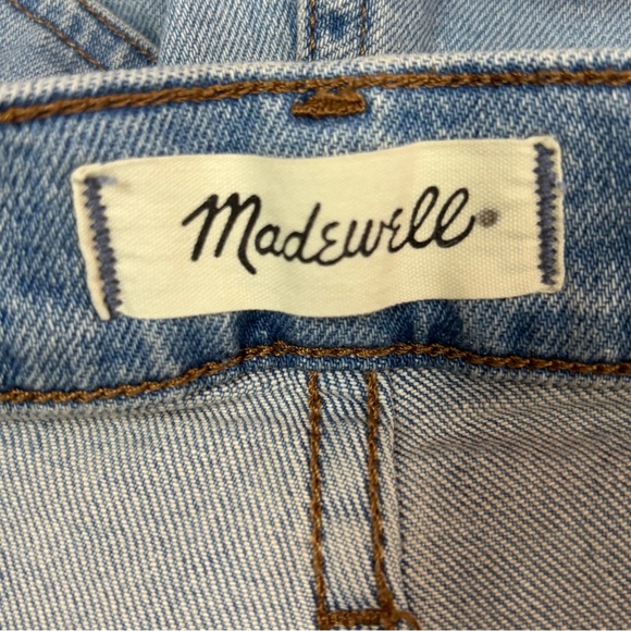 Madewell The Perfect Vintage Straight Jean in Danby Wash Knee Rip Edition - Picture 7 of 10